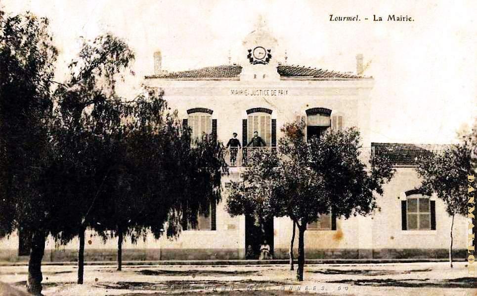 Lourmel - Mairie Ancienne et Justice de Paix.jpg